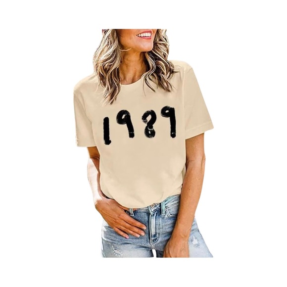 Source Unknown Tops - VINTAGE-LOOK Taylor Swift 1989 Inspired T-Shirt